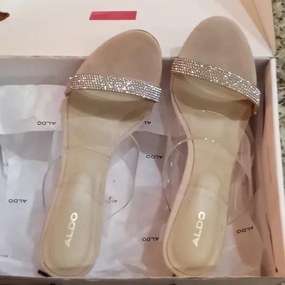 Aldo - Picture 6 of 7